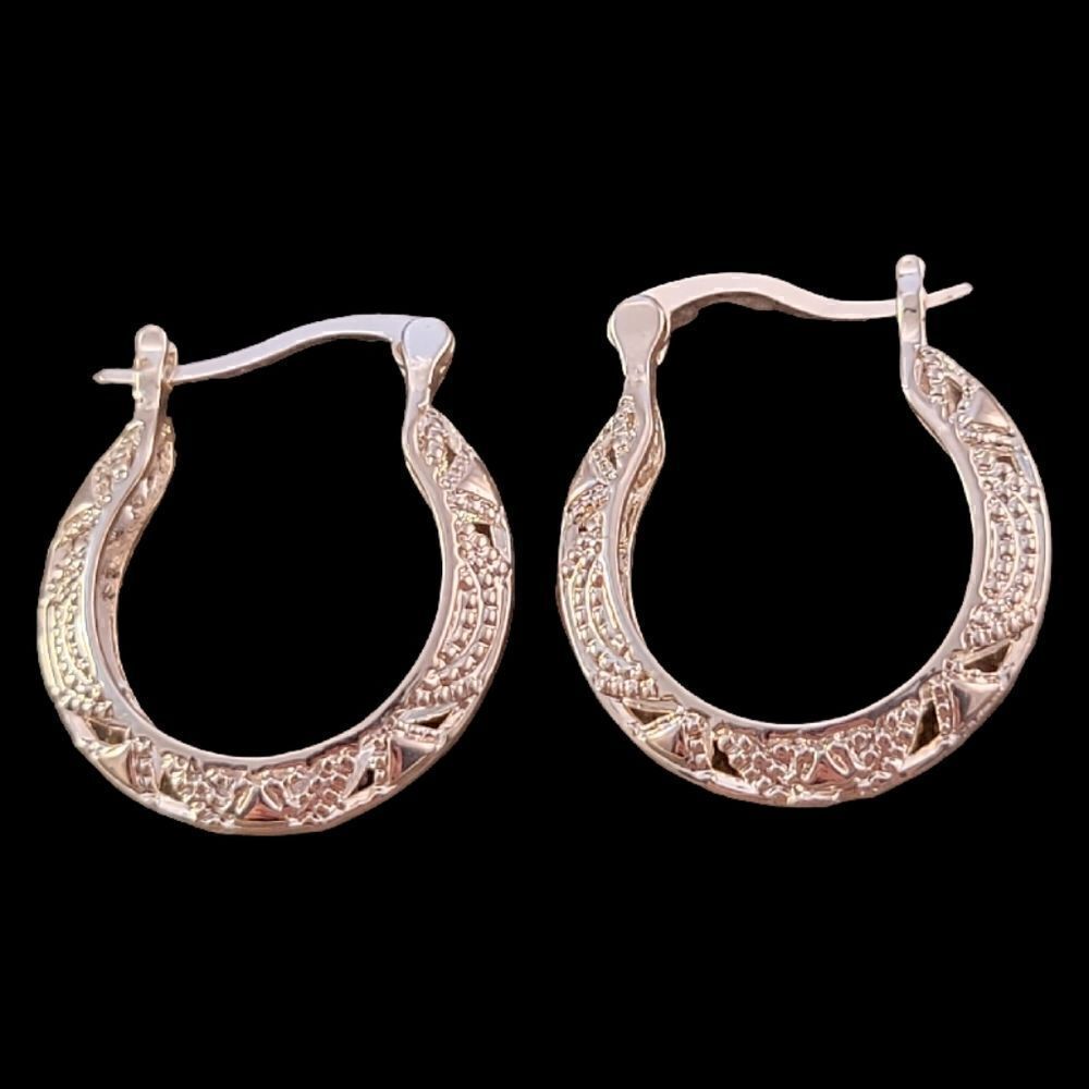 Silver Textured 1" Hoop Earrings